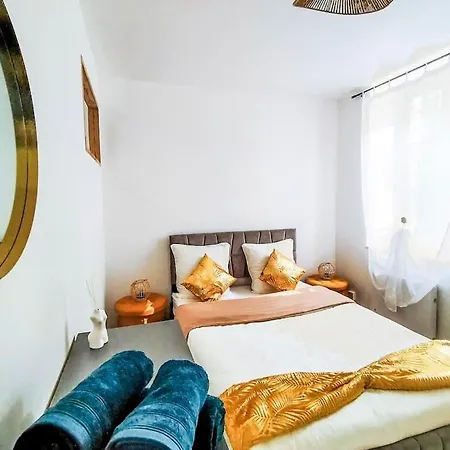 Les Quais Du Centre-ville Apartment *